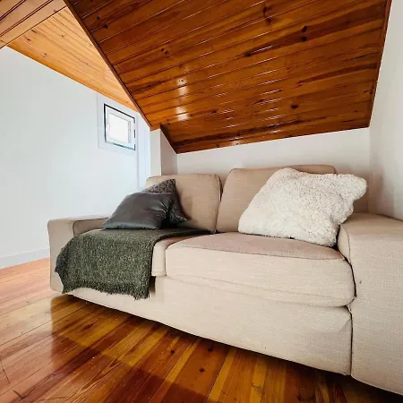 아파트 Cozy In Bairro Alto Cais Do Sodre 리스본