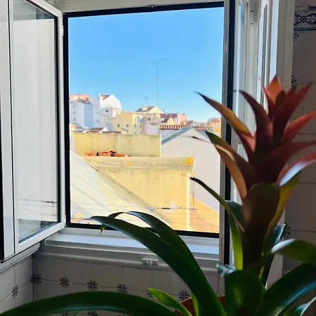 Apartment Cozy In Bairro Alto Cais Do Sodre Lissabon