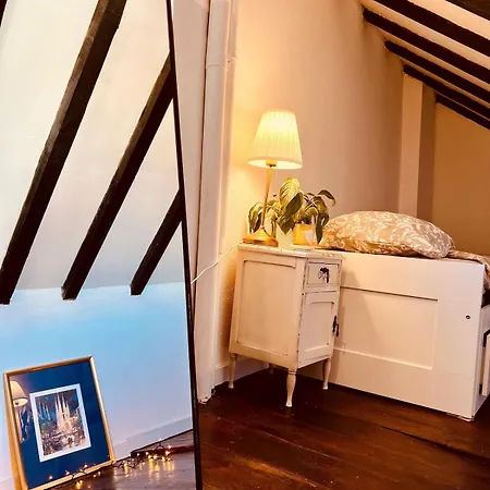 Cozy In Bairro Alto Cais Do Sodre Lissabon