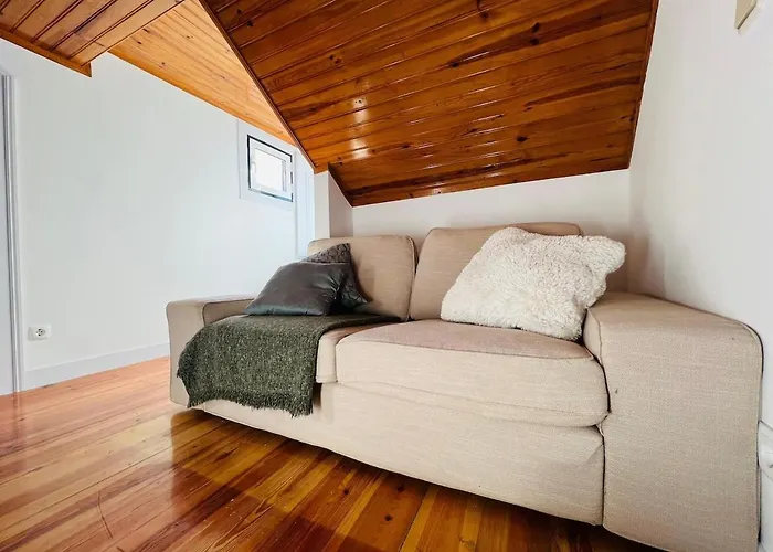 Apartment Cozy In Bairro Alto Cais Do Sodre Lisbon