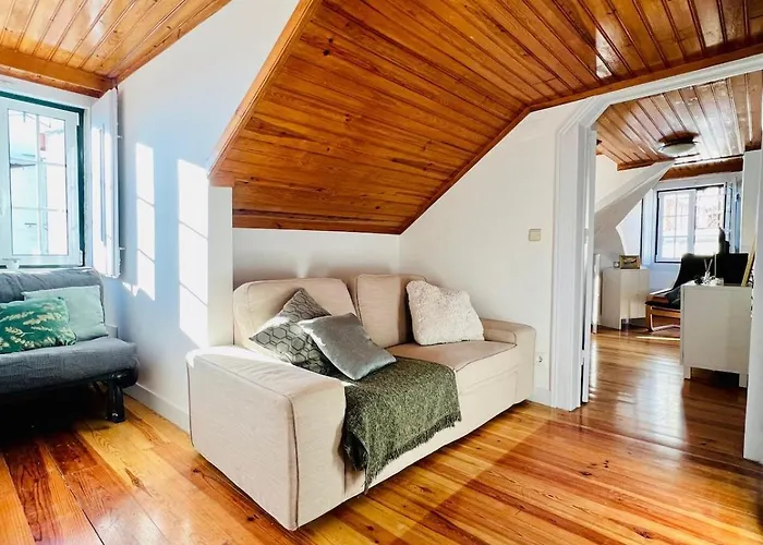 Cozy In Bairro Alto Cais Do Sodre * Lisbon