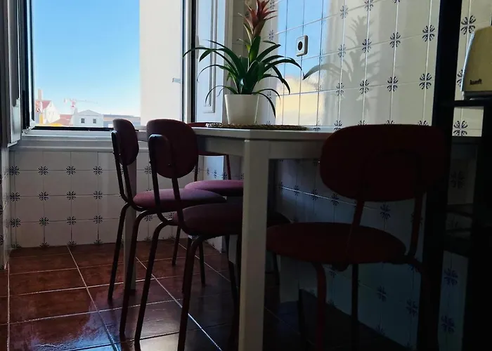Apartment Cozy In Bairro Alto Cais Do Sodre *